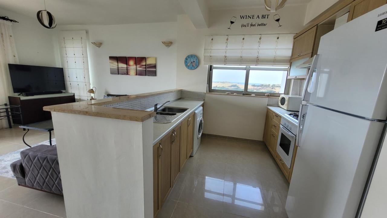 Sea And Mountain View Beachfront Penthouse Yali エクステリア 写真
