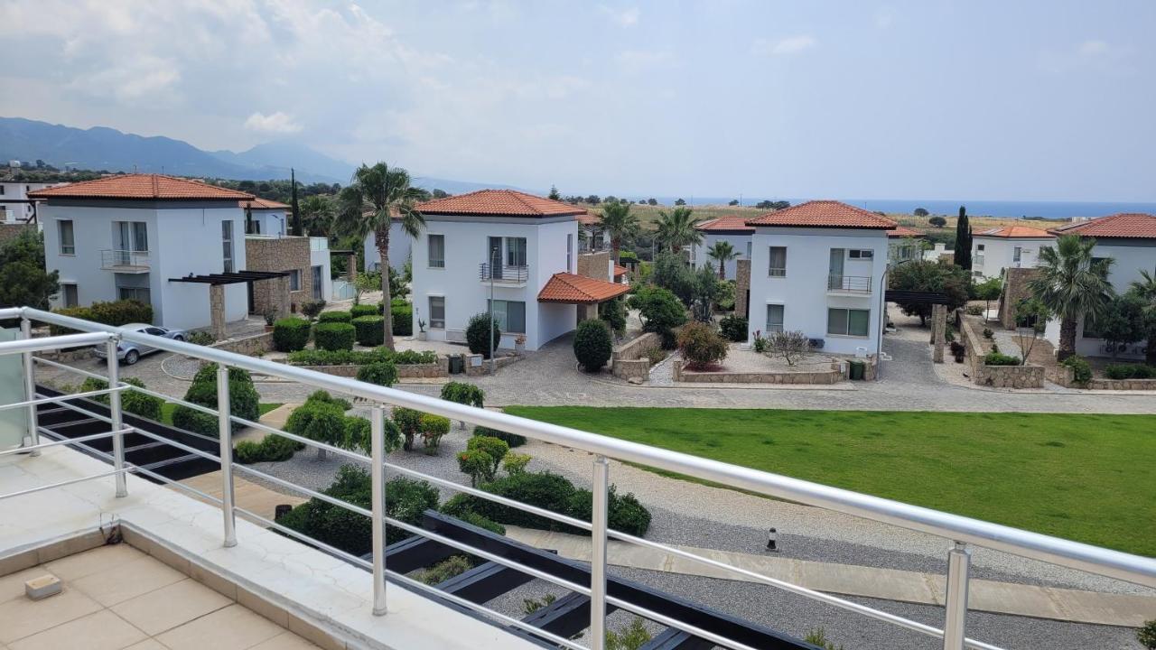 Sea And Mountain View Beachfront Penthouse Yali エクステリア 写真