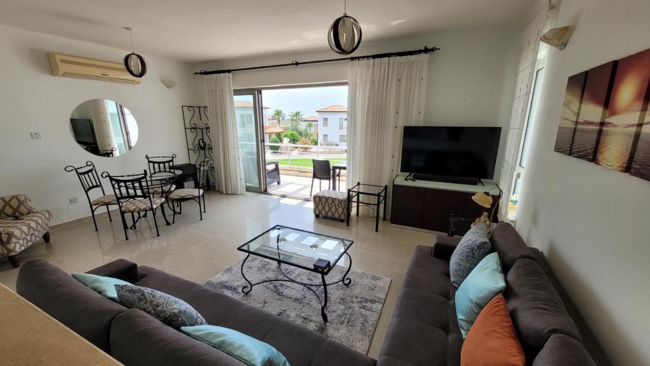 Sea And Mountain View Beachfront Penthouse Yali エクステリア 写真