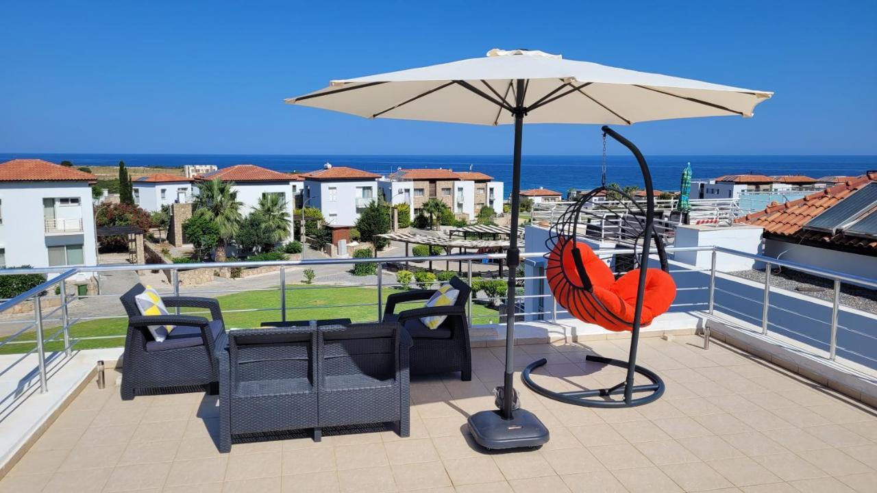 Sea And Mountain View Beachfront Penthouse Yali エクステリア 写真